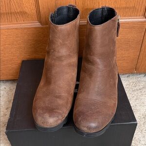 Sorel Women’s Brown Leather Boots